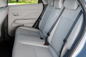 hyundai-kona-electric-0923-interior-04