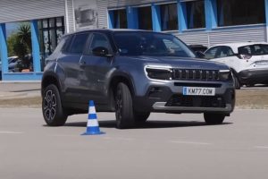 jeep avenger moose test 02