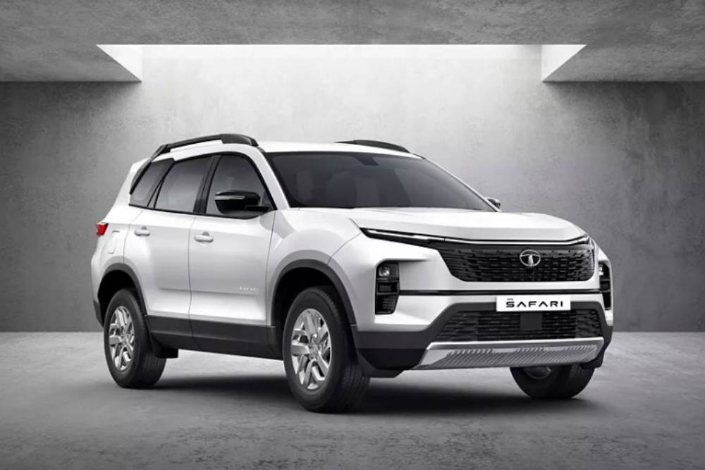 https://autogreeknews.gr/wp-content/uploads/2023/10/new-tata-safari-07.jpg