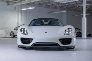 someone-is-selling-56-white-porsche-cars-in-one-go (10)