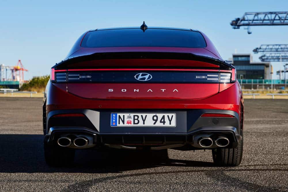 https://autogreeknews.gr/wp-content/uploads/2023/10/sporty-2024-hyundai-sonata-n-line-heads-to-austral-9.jpg