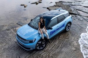 thumbnail_LEXIE ALFORD_GREECE_FORD_EXPLORER_14 (1)