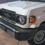 toyota-land-cruiser-70-series-humanitarian-efforts (3)