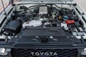 toyota-land-cruiser-70-series-humanitarian-efforts (4)