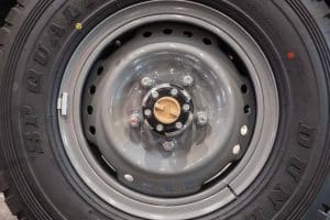 toyota-land-cruiser-70-series-humanitarian-efforts (5)