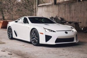 2011-Lexus-LFA-34