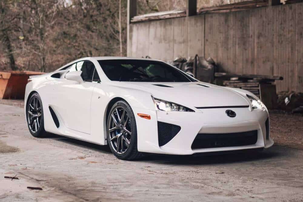 https://autogreeknews.gr/wp-content/uploads/2023/11/2011-Lexus-LFA-34.jpg