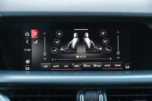 Alfa-Romeo-Stelvio-2.2D-2023-(29)