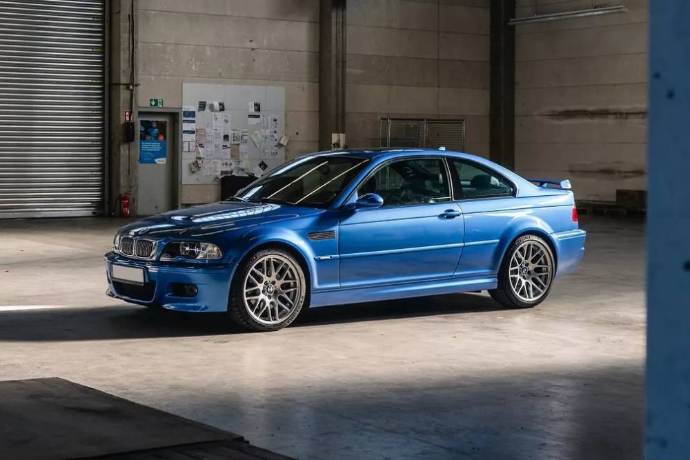 Η γαλάζια μαγεία της BMW M3 E46
