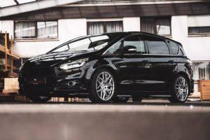 Ford-S-Max-With-Barracuda-Dragoon-Wheels-2-2048×13