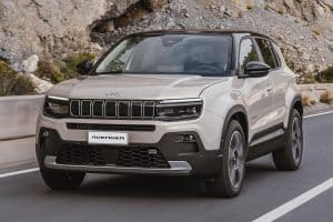 Jeep-Avenger-e-Hybrid-(1)