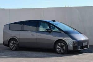 Li-Auto-Mega-1-2048×1117