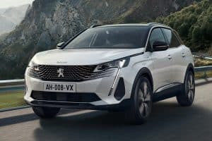 PEUGEOT_3008-dynamic