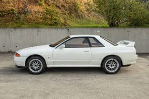 R32-V-spec-II-N1-Exterior-11