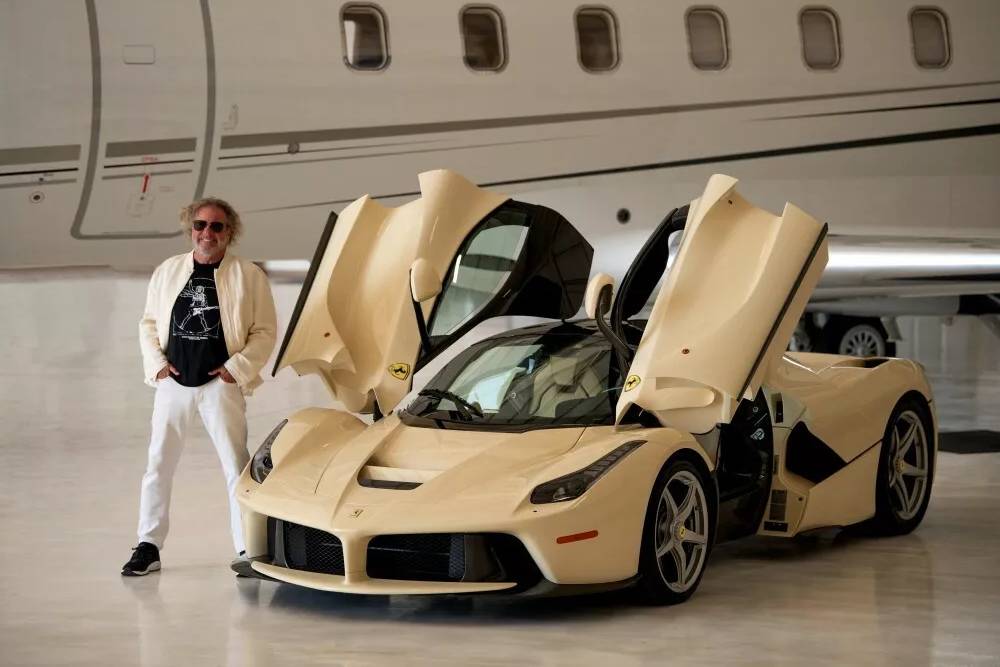 Σκληρό ροκ με τη μοναδική κρεμ LaFerrari