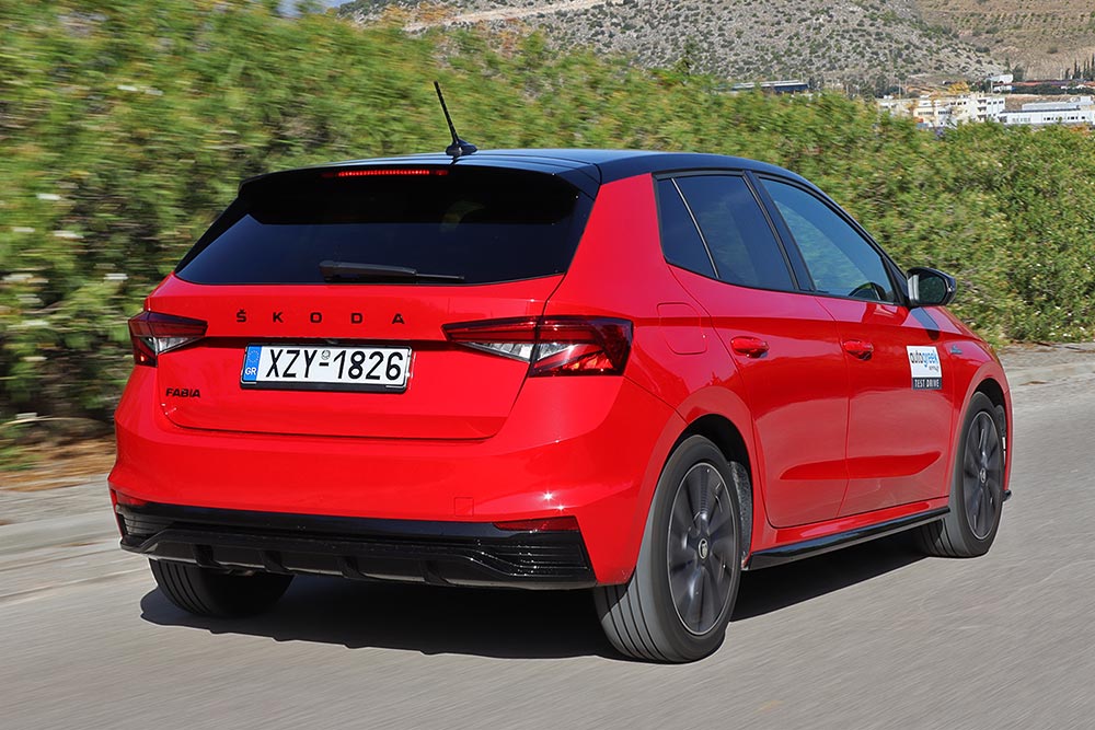 https://autogreeknews.gr/wp-content/uploads/2023/11/Skoda-Fabia-1.jpg