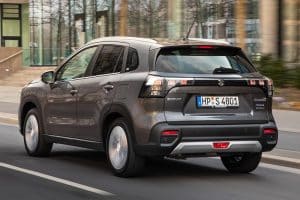 Suzuki_S-Cross_004.original