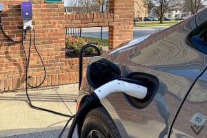 chrysler pacifica e hybrid 02