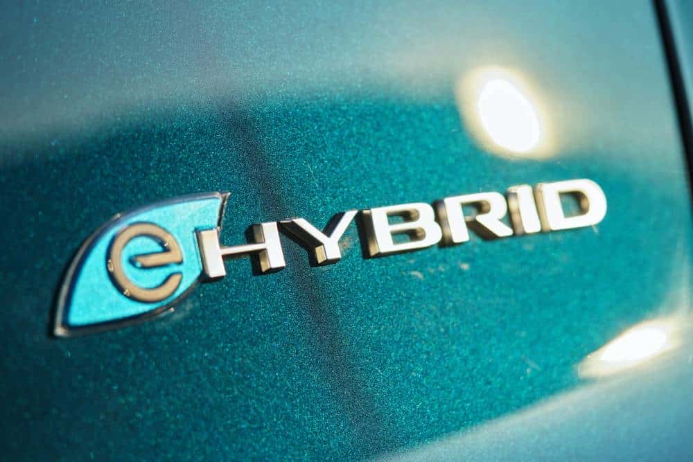 https://autogreeknews.gr/wp-content/uploads/2023/11/chrysler_pacifica_hybrid_pinnacle_22.jpg