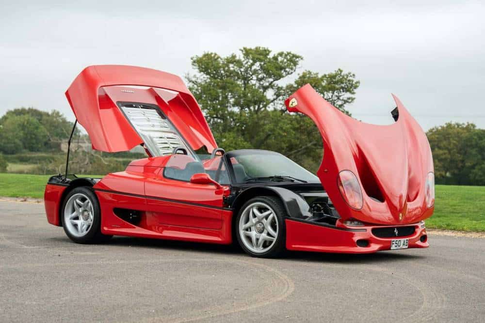 https://autogreeknews.gr/wp-content/uploads/2023/11/ferrari-f50-owned-by-rod-stewart-for-sale-14.jpg