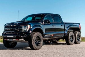 hennessey velociraptor 6×6 (1)