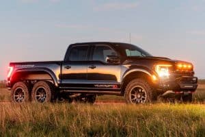 hennessey velociraptor 6×6 (9)