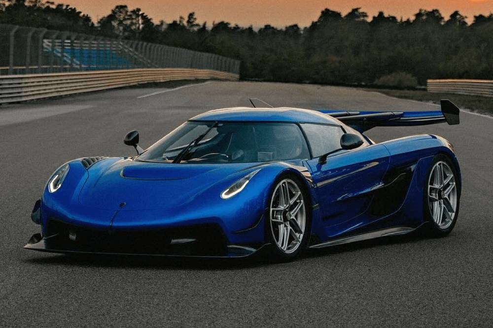 https://autogreeknews.gr/wp-content/uploads/2023/11/koenigsegg-jesko-lap-record-1.jpg