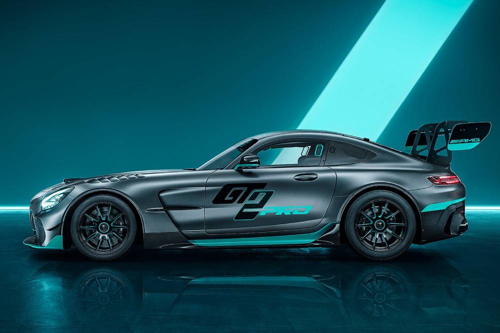 https://autogreeknews.gr/wp-content/uploads/2023/11/mercedes-amg-gt2-pro-6.jpg
