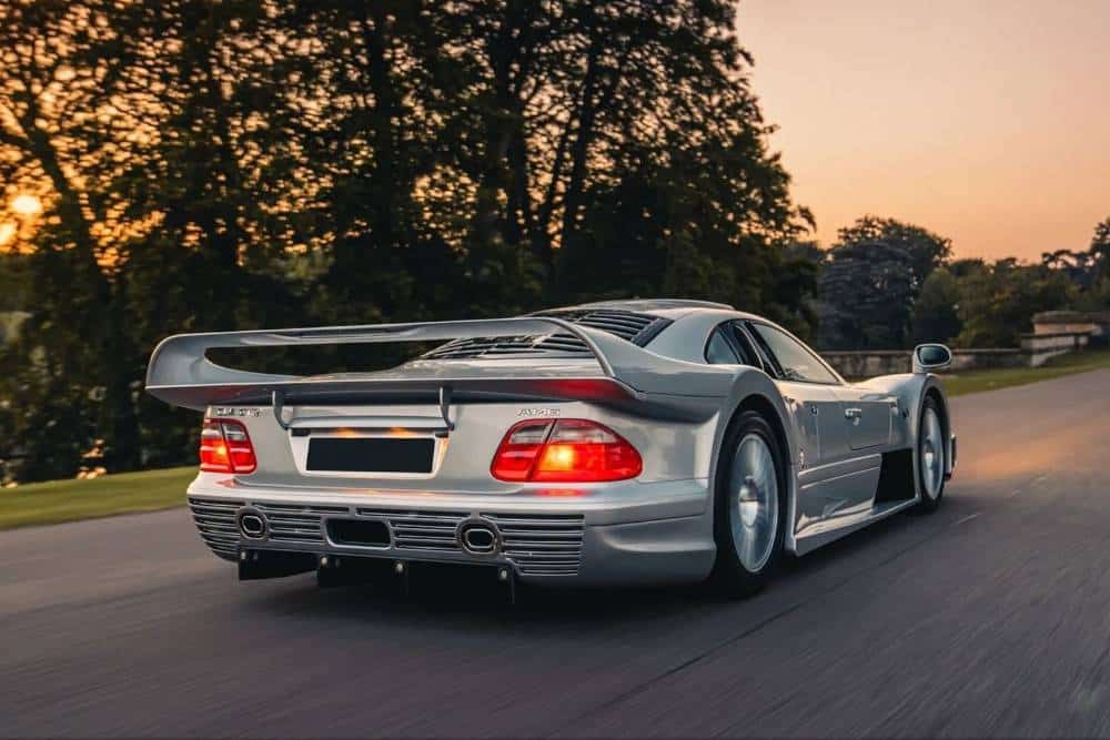 https://autogreeknews.gr/wp-content/uploads/2023/11/mercedes-clk-gtr-auction-02.jpg