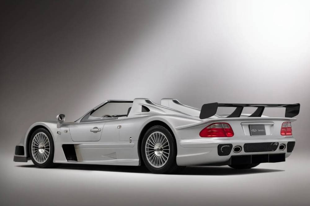 https://autogreeknews.gr/wp-content/uploads/2023/11/mercedes-clk-gtr-roadster-auction-02.jpg