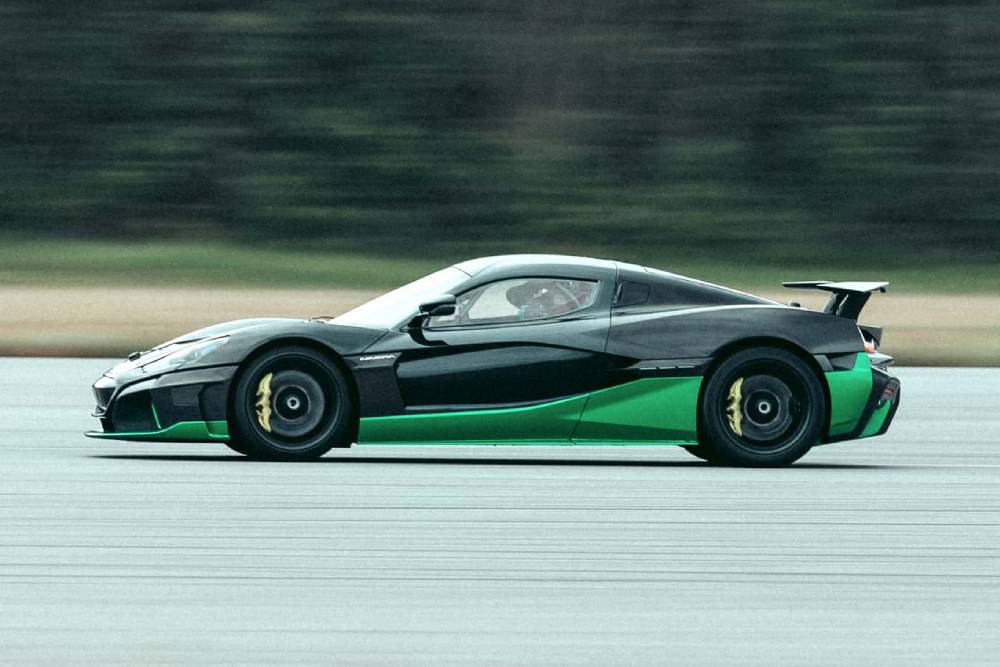 https://autogreeknews.gr/wp-content/uploads/2023/11/rimac-nevera-reverse-record-7.jpg