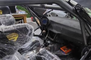 road legal bmw z4 gt3 mercedes v12 (8)