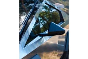 tesla-cybertruck-shows-off-unique-cyberui-while-ke (6)