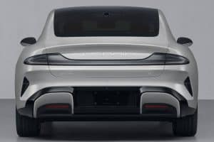 the-not-an-suv-su7-is-xiaomi-s-first-car-ever-does (1)