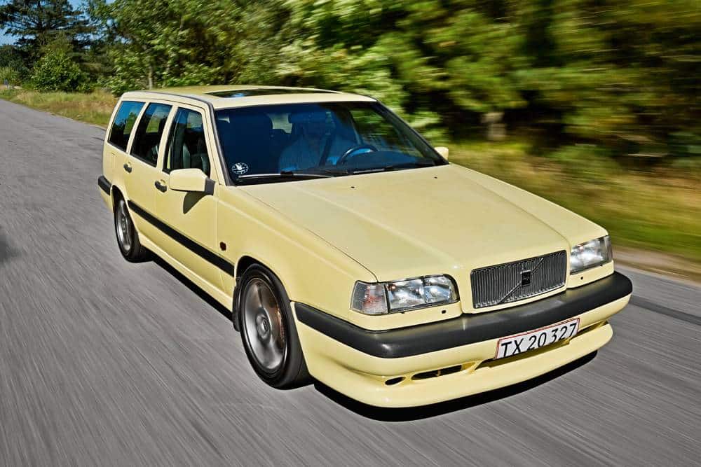 https://autogreeknews.gr/wp-content/uploads/2023/11/volvo_850_t5_r_kombi_4.jpg