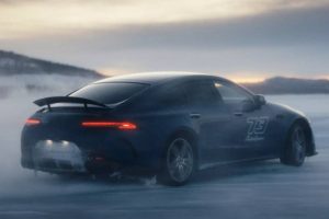 AMG-ice-driving-00003-2048×1152