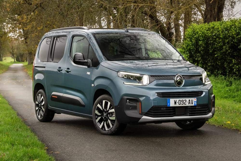 https://autogreeknews.gr/wp-content/uploads/2023/12/Citroen20e-Berlingo20facelift202024-5.jpg