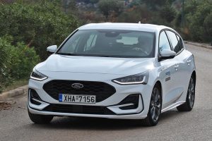 Ford Focus 1.0 EcoBoost 125 PS 2023 (10)