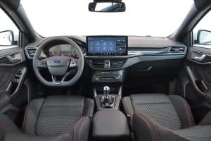 Ford Focus 1.0 EcoBoost 125 PS 2023 (14)