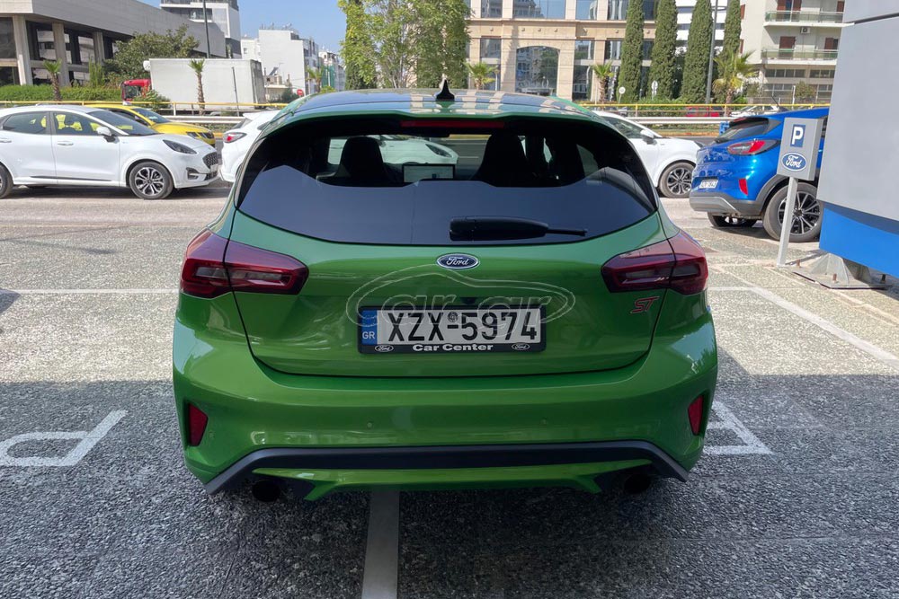 https://autogreeknews.gr/wp-content/uploads/2023/12/Ford-Focus-ST-2023-5.jpg
