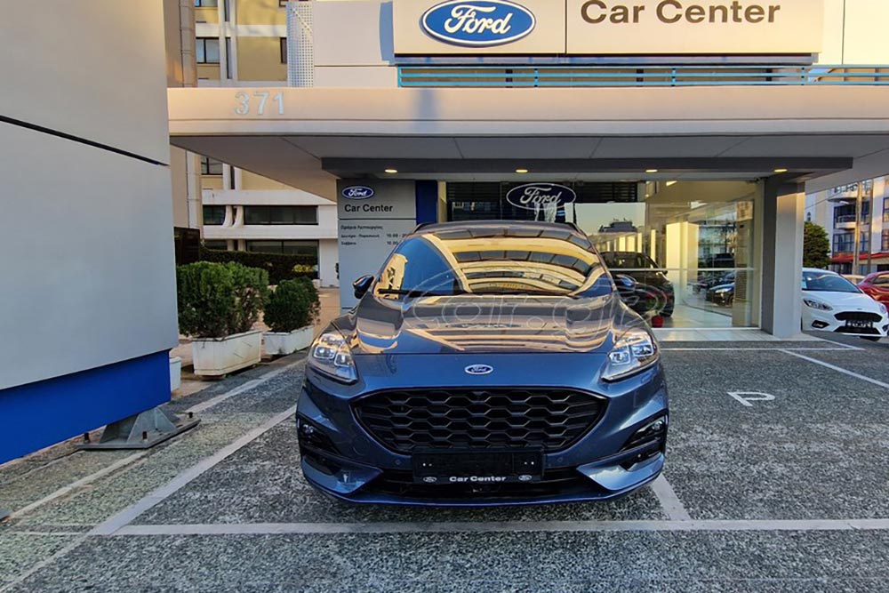 https://autogreeknews.gr/wp-content/uploads/2023/12/Ford-Kuga-PHEV-CarCenter-2.jpg