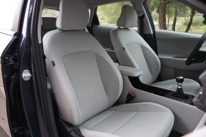 Hyundai-Kona-1.0T-120-hp-2023-(11)