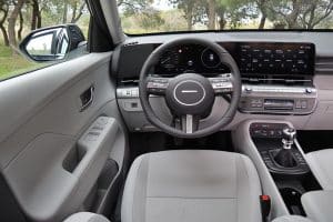 Hyundai-Kona-1.0T-120-hp-2023-(14)