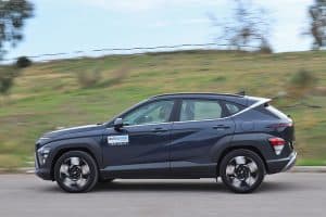 Hyundai-Kona-1.0T-120-hp-2023-(27)