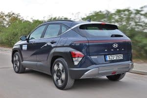 Hyundai-Kona-1.0T-120-hp-2023-(31)