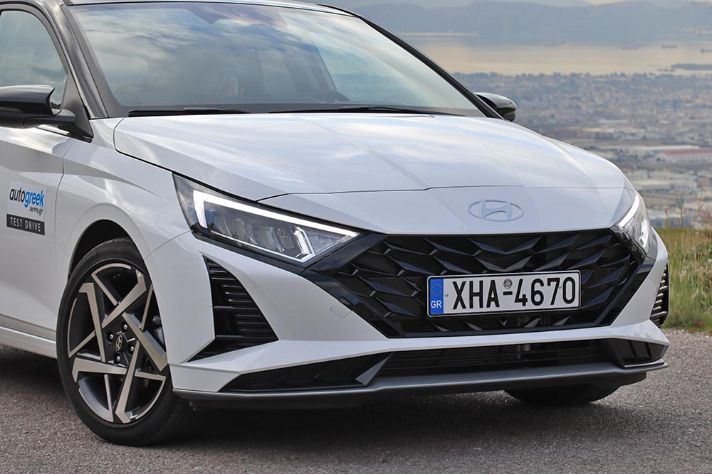 https://autogreeknews.gr/wp-content/uploads/2023/12/Hyundai-i20-1.0T-100-HP-FL-6.jpg