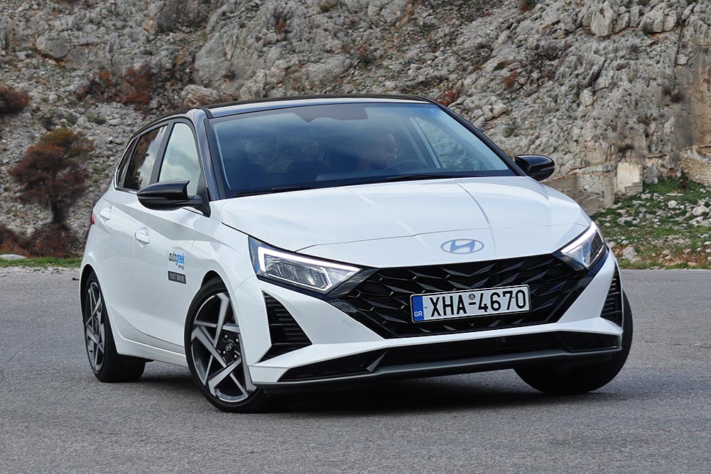 https://autogreeknews.gr/wp-content/uploads/2023/12/Hyundai-i20-1.0T-100-HP-FL-7.jpg