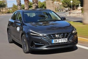 Hyundai-i30-kinisi