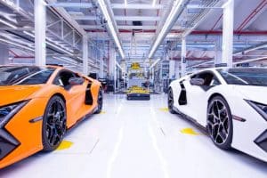 Lamborghini-factory-00003-2048×1366