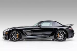 Mercedes-SLS-AMG-Black-6